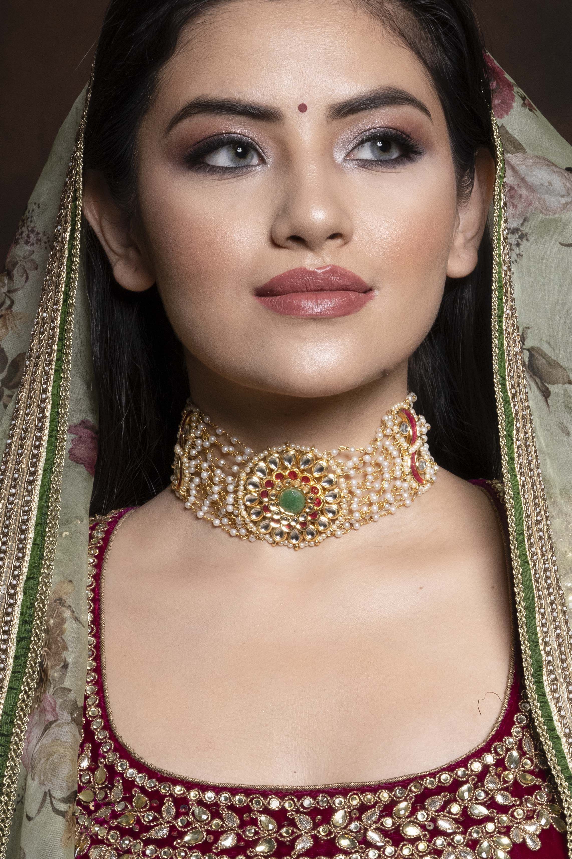 Buy Red Green Kundan Flower Choker for Women Online at Ajnaa Jewels 449386