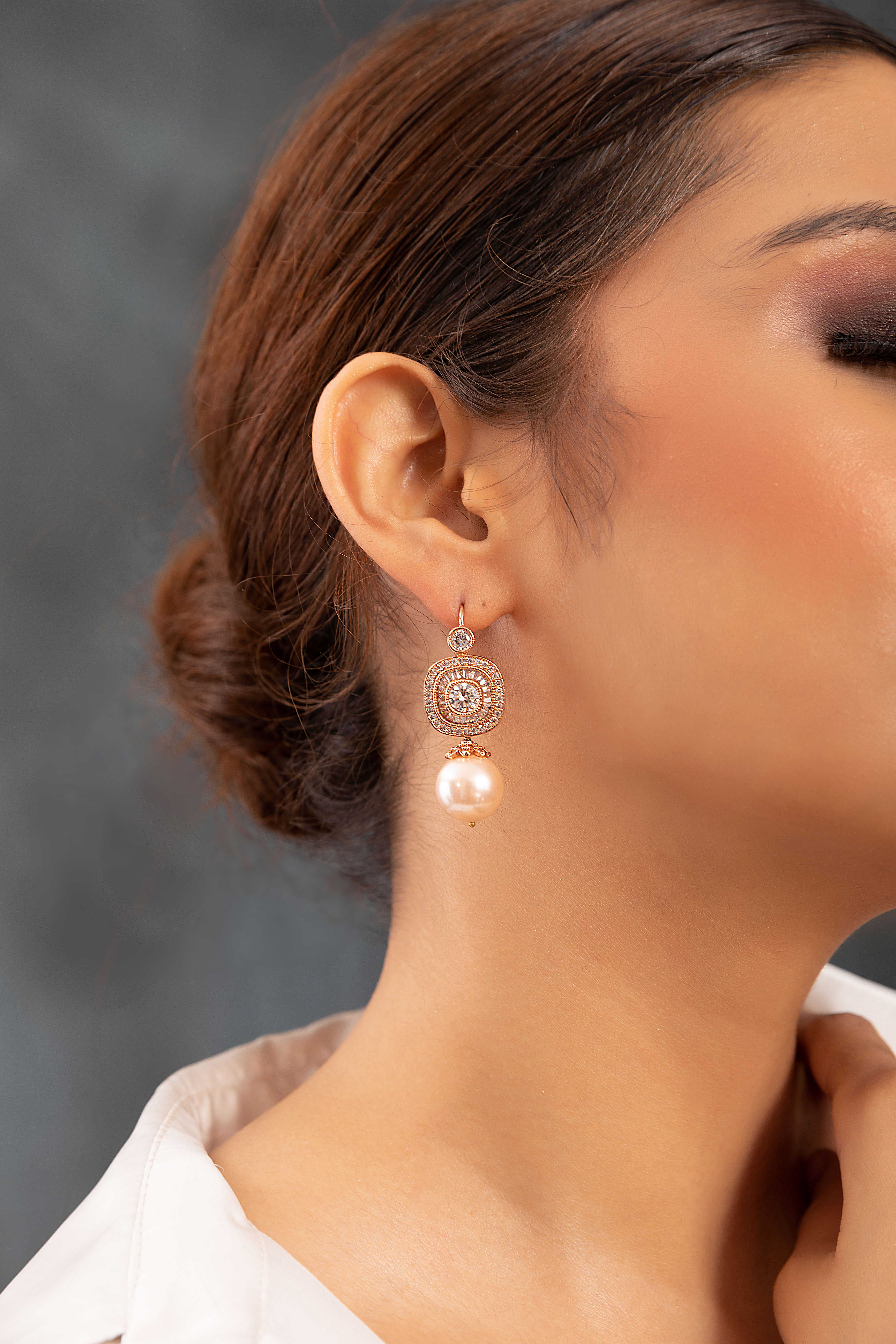 Diamante Rose Gold Shoulder Duster Jhumki Earrings – Curio Cottage
