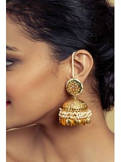 Gold Kundan Pipalpatti & Pearls Jhumki