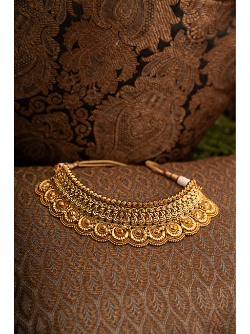 Regal Gold Necklace