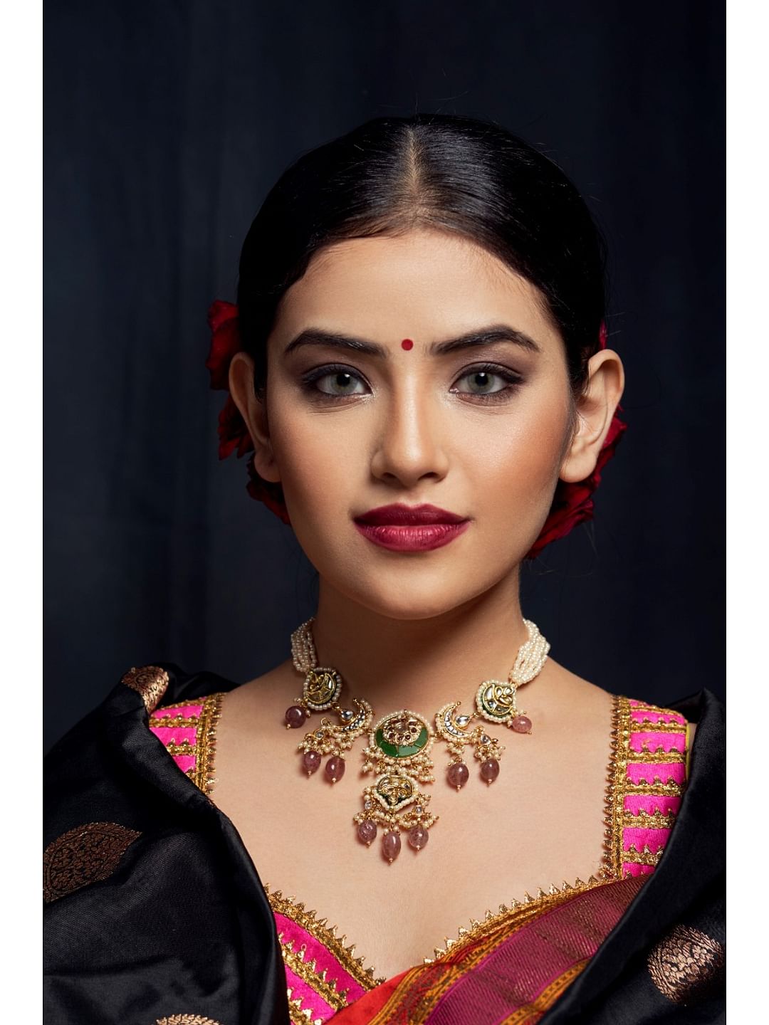 Buy Green Centre Pale Pink Drops Choker Necklace for Women Online at Ajnaa |452516