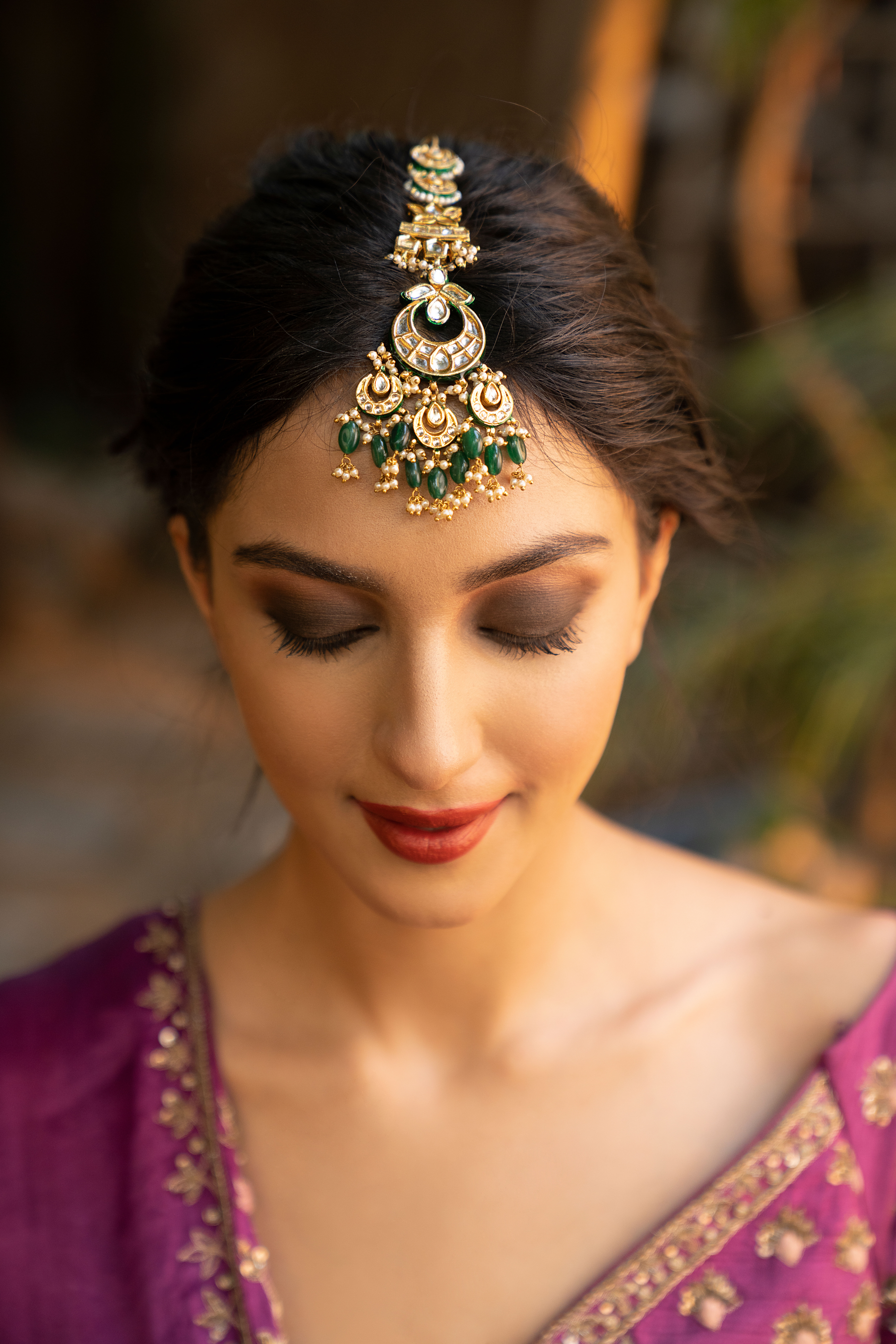 10 Most Gorgeous Maang Tikka Hairstyles That We Spotted on Real Brides