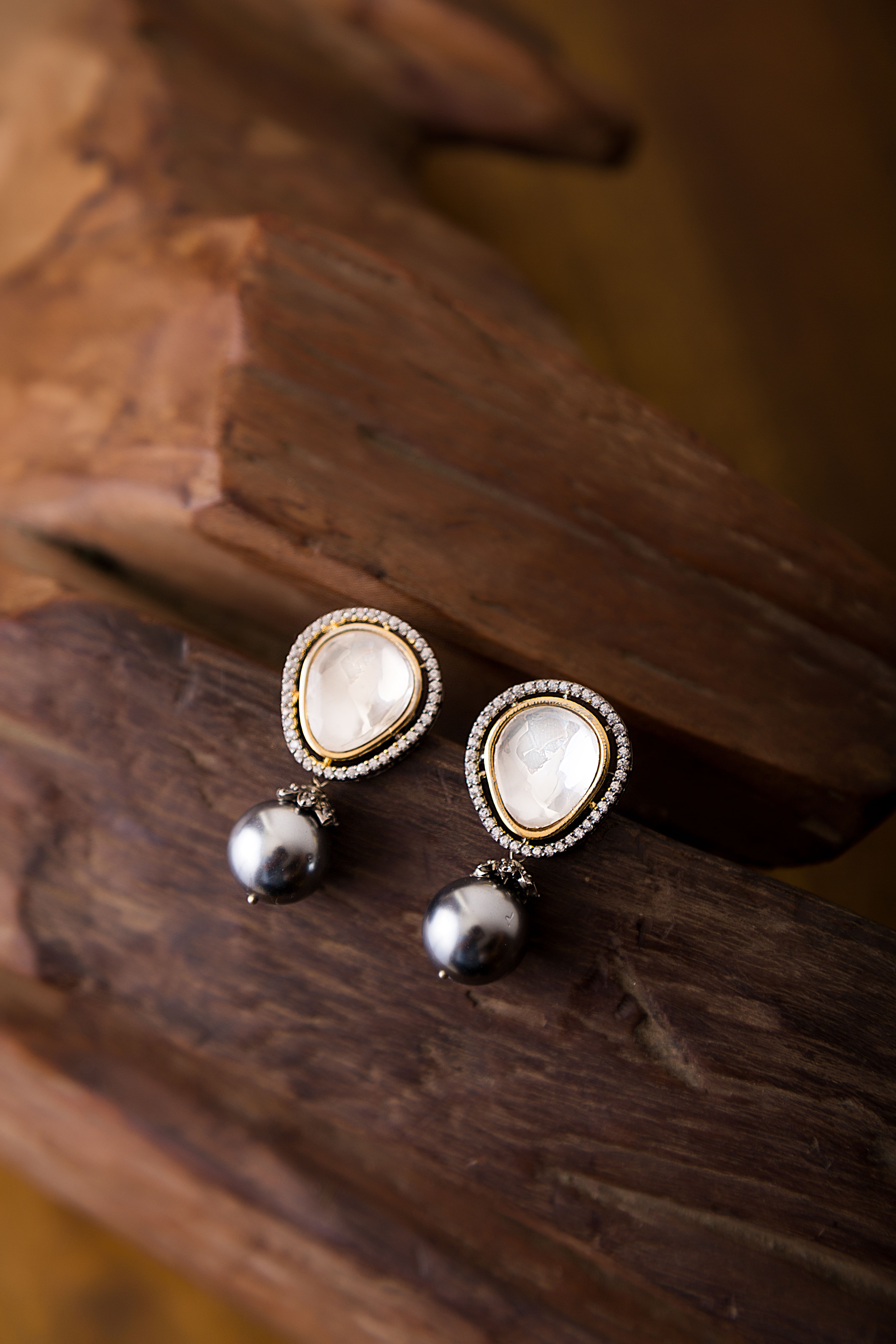 VINTA Gallery | Freshwater Palawan Pearl Stud Earrings