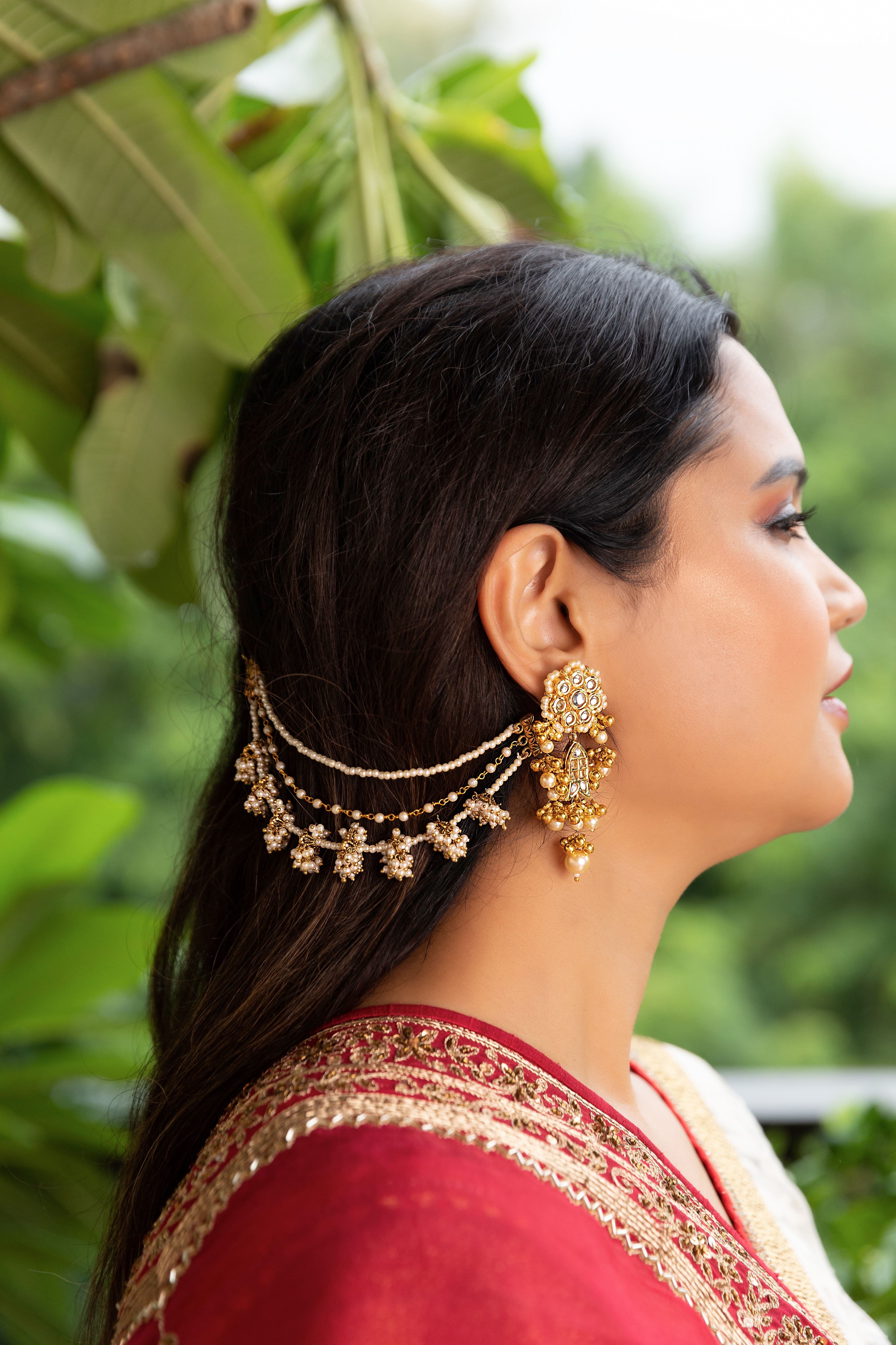 How to Choose Earrings to Match Your Wedding Hairstyle